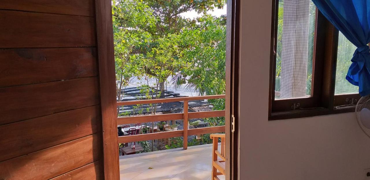 Sari Guest house 2*