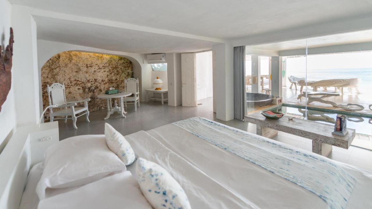 Villa Morabito Art Cliff Uluwatu (Bali)