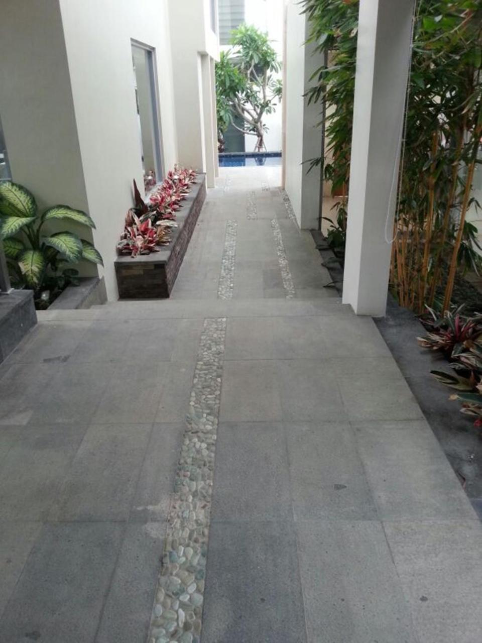 Echo Aparthotel 3*