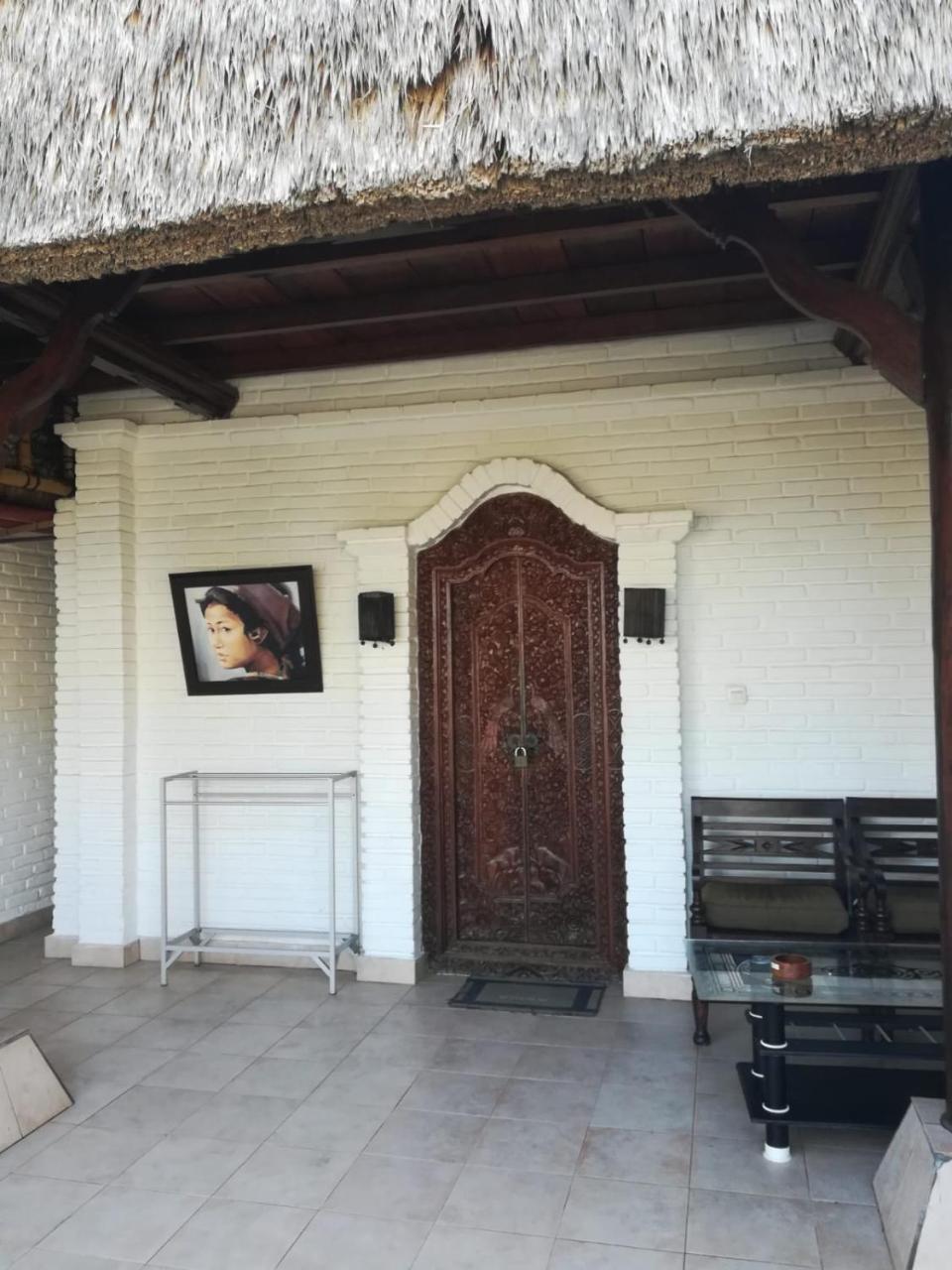 Hotel Anom 2*