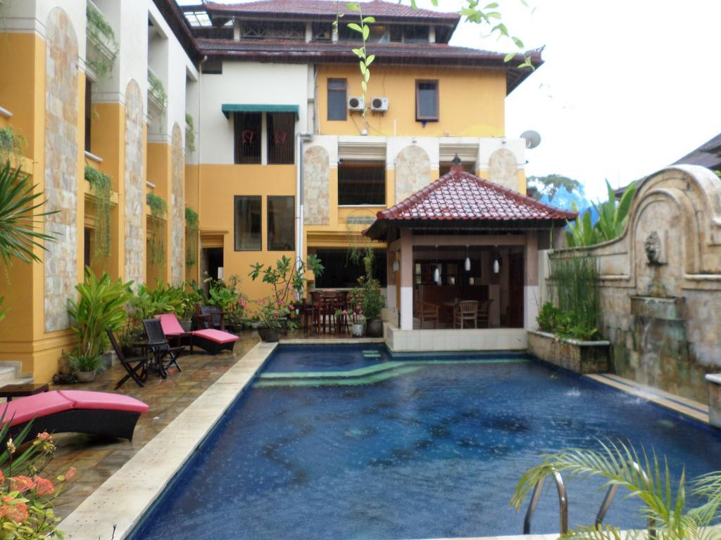 Nathan 3* Kuta (Bali)