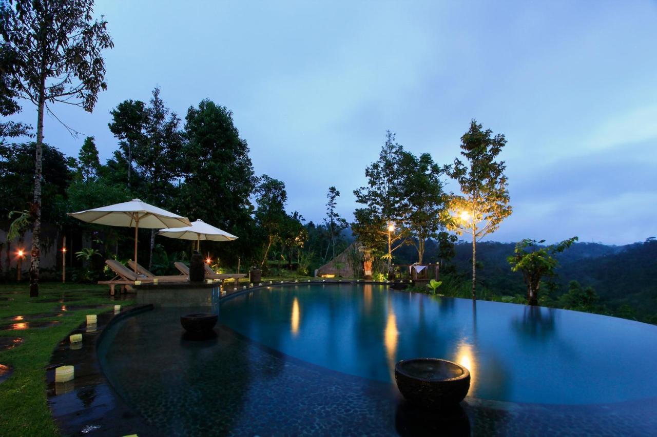 Puri Sebatu 4*