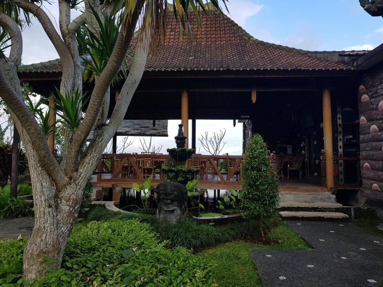 Bona Village 3*