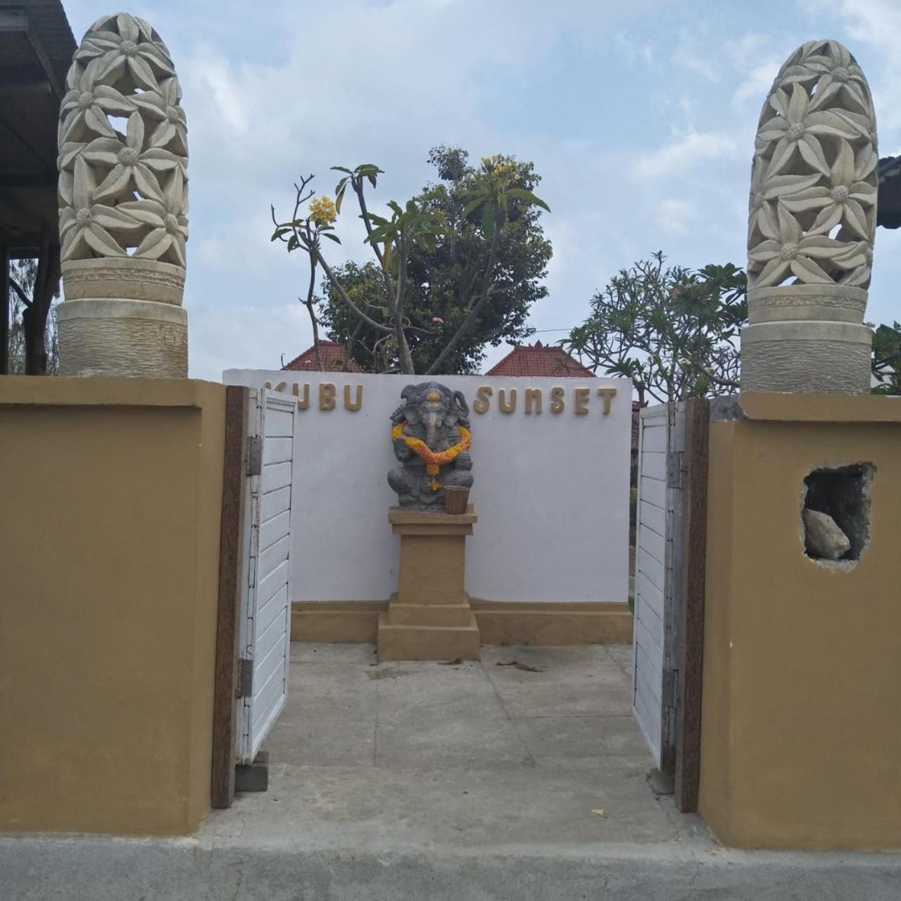 Guest house Kubu Sunset Nusa Lembongan (Bali)