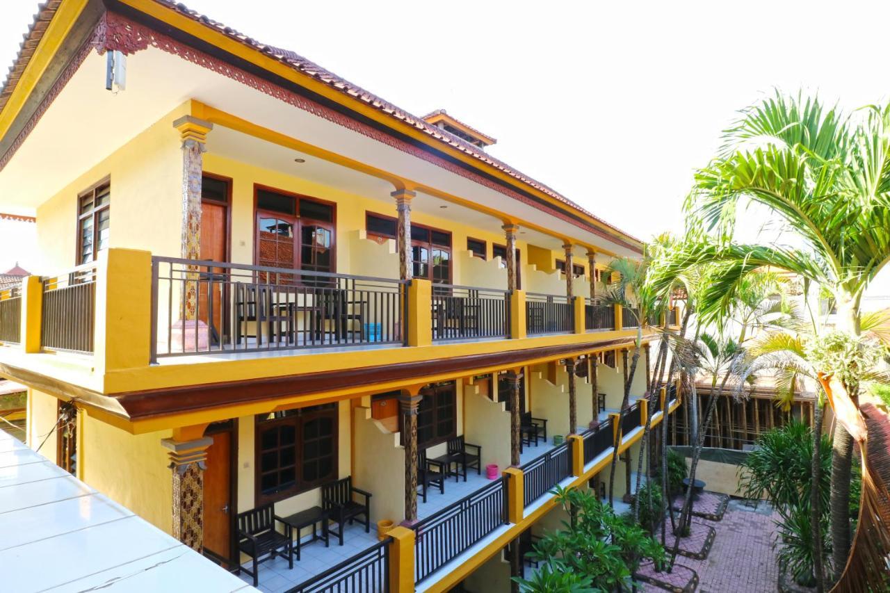 Hotel Gora Kuta (Bali)