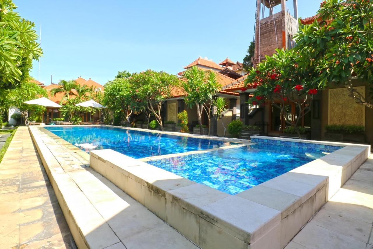 Gora Hotel Kuta (Bali)