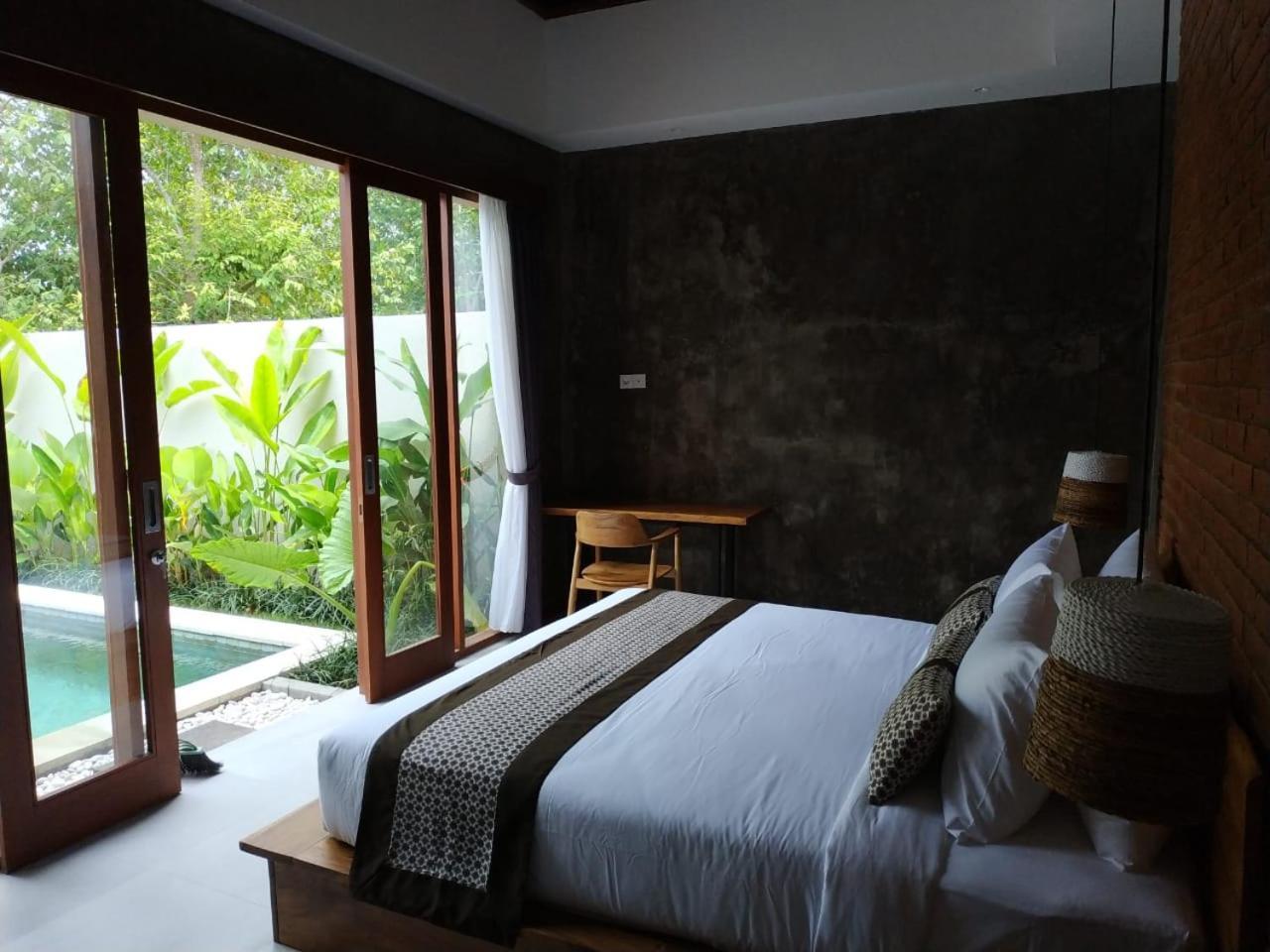 La Isla Bali