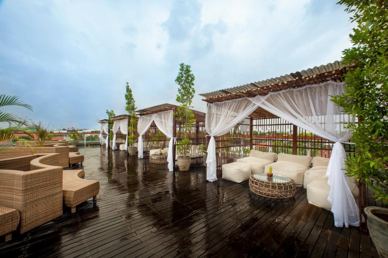 New Garden View Hotel