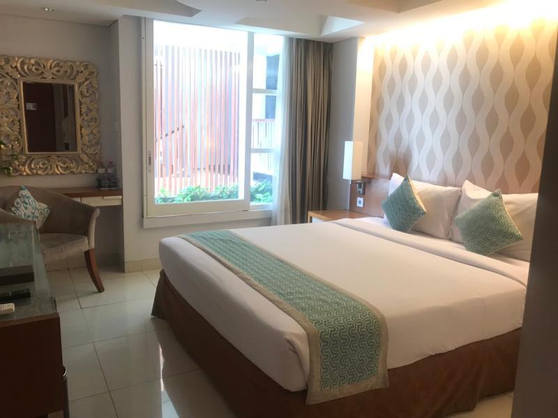 Hotel Express Bali Sunset Road By Ihg