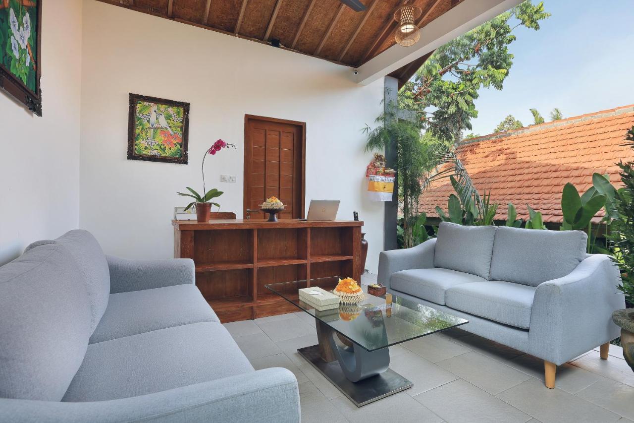 Villa Batu Agung *
