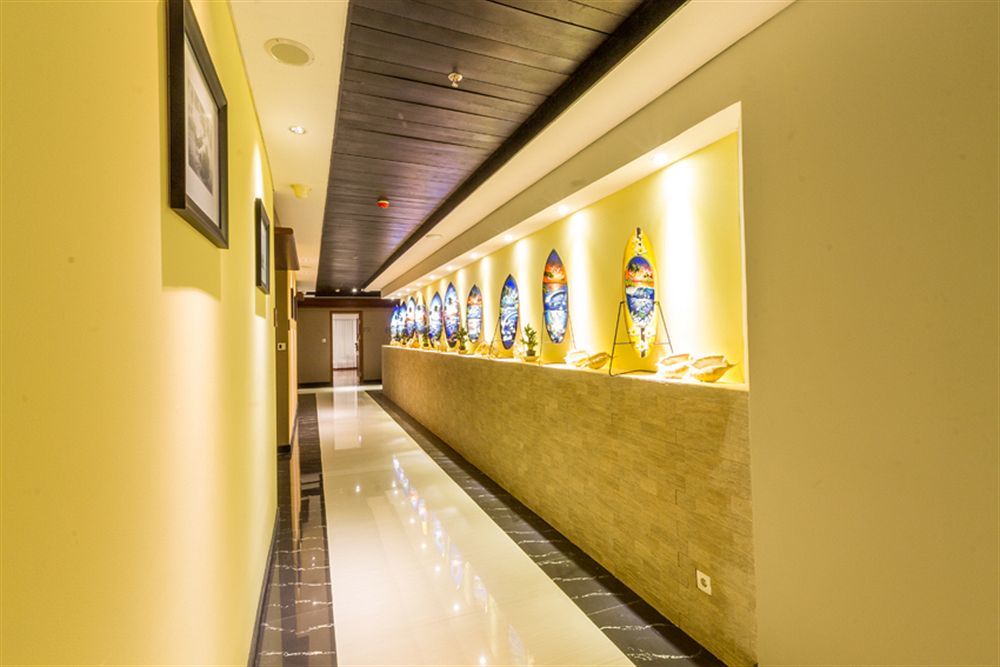 Hotel Kutabex Beachfront Hotel 3*