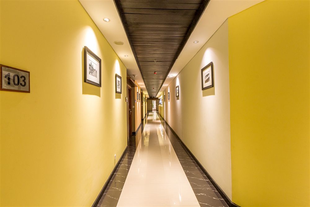 Kutabex Beachfront Hotel