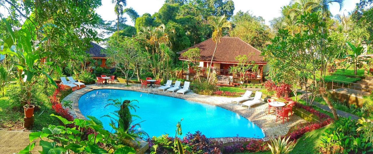 Resort Puri Bunga
