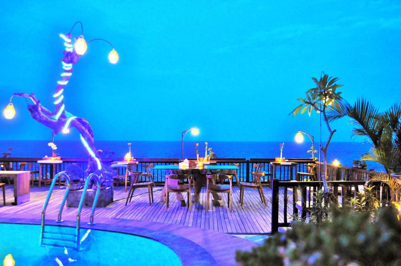 Ocean Terrace And Luxury Resort