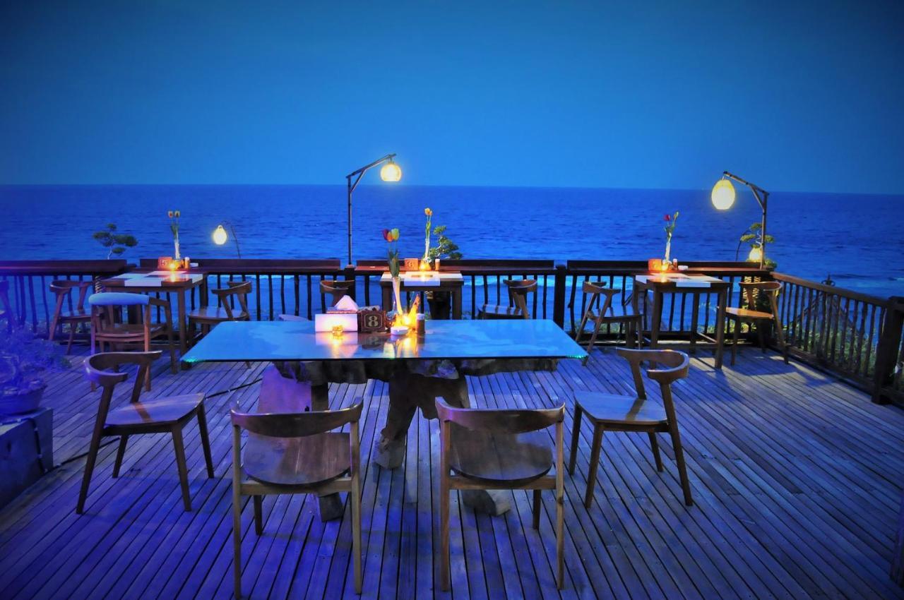 Resort Ocean Terrace And Luxury Batununggul