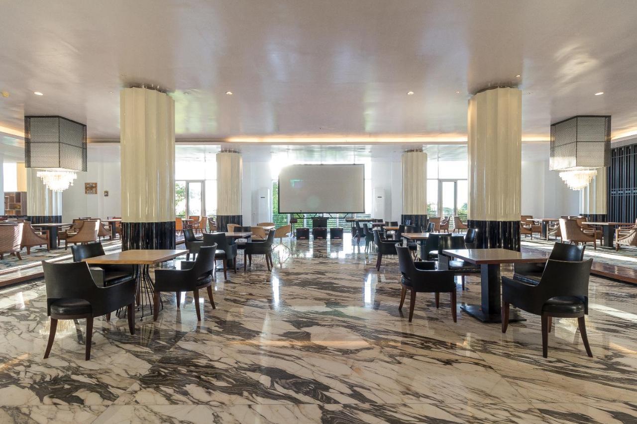 The Rich Prada Hotel 4*