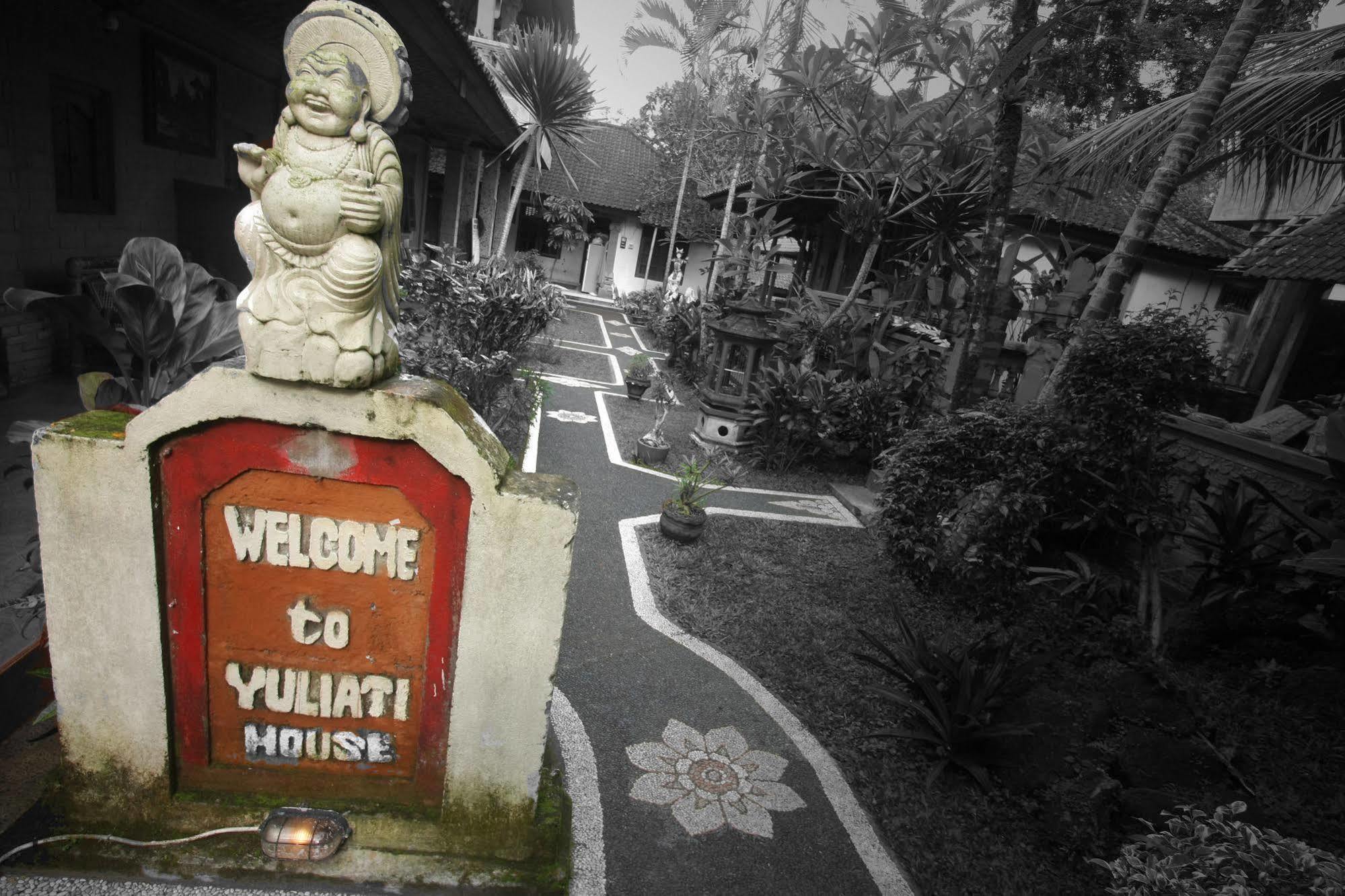 Guest house Yuliati House 2*