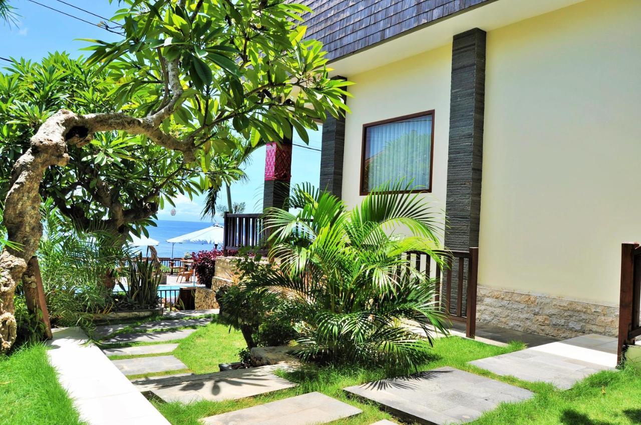 Ocean Terrace And Luxury Resort Batununggul