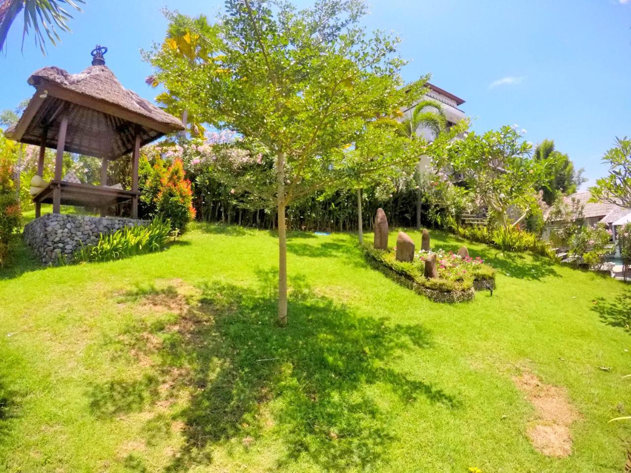 The Eyes Villas 3* Uluwatu (Bali)