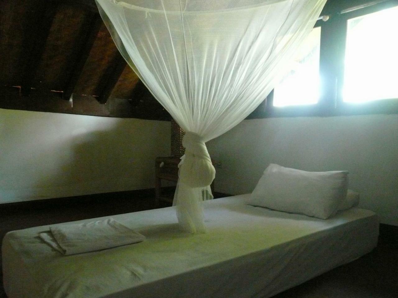 Wawa Wewe Ii Amed (Bali)