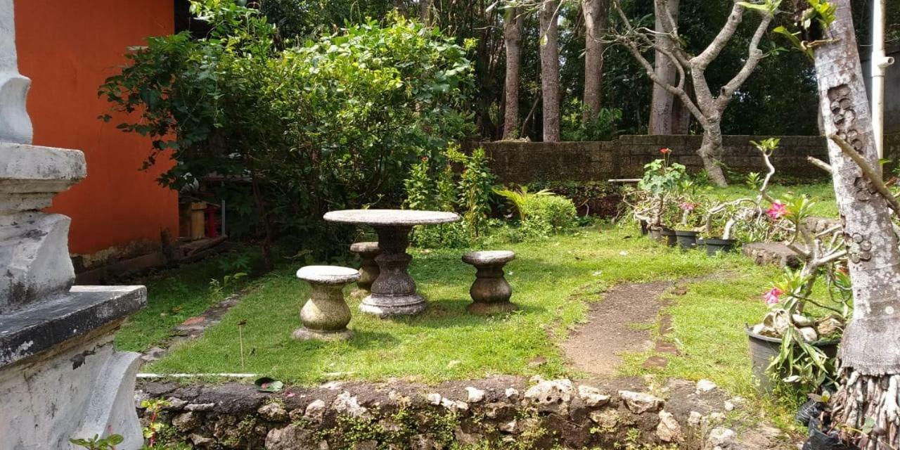 Bed & Breakfast Made Roejas Family 2*