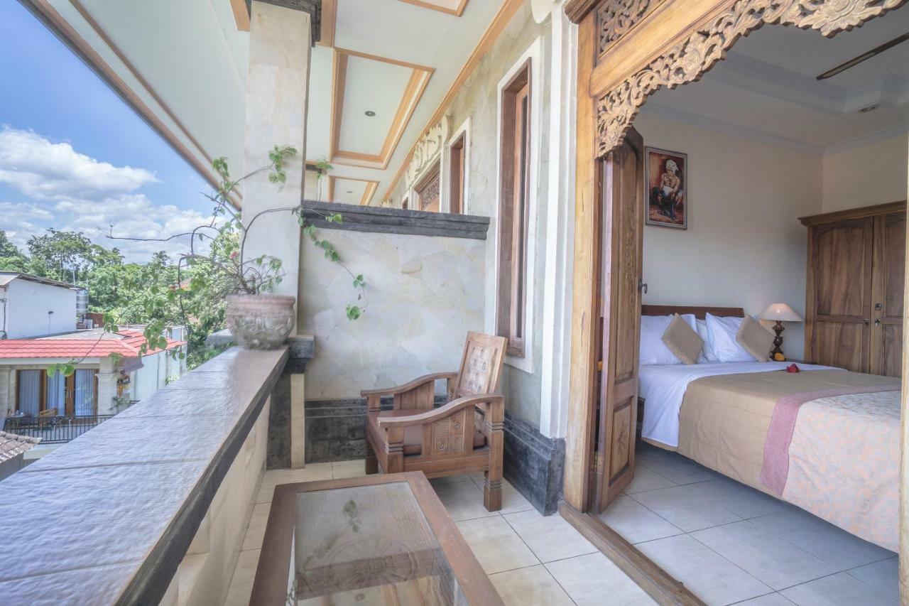 bahay-panuluyan Sensasi 2*