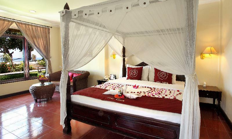 Puri Saron Baruna Hotel