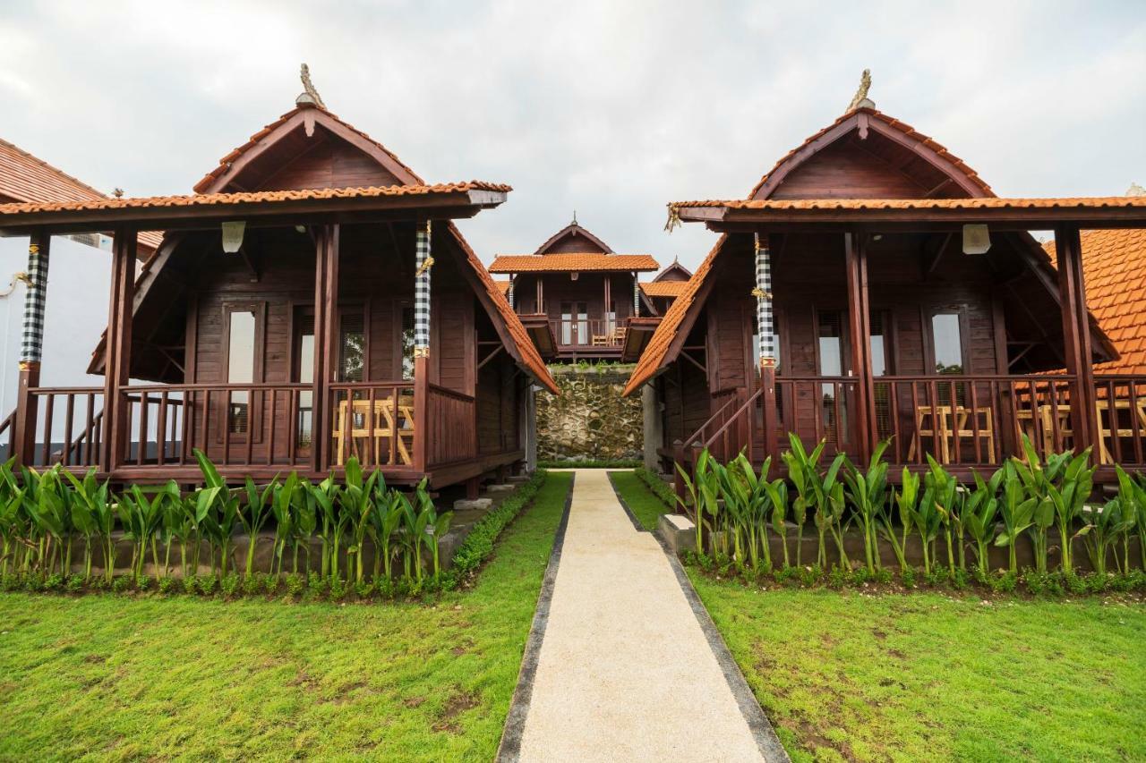 Star Semabu Toyapakeh