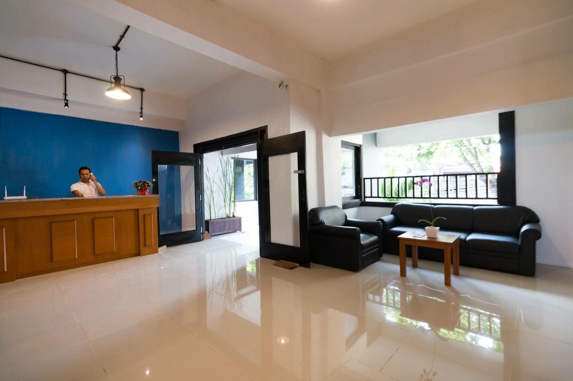 Ab Kuta By Agata Hotel 2*