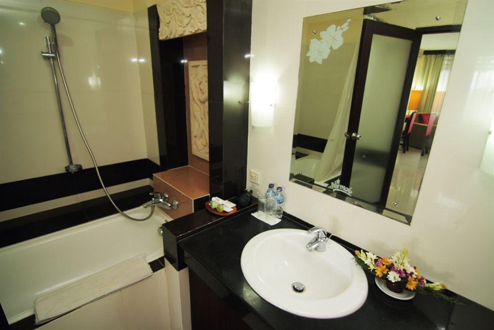 Hotel Nirmala & Convention Centre Denpasar (Bali)