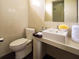 Hotel Parkside Denbukit &