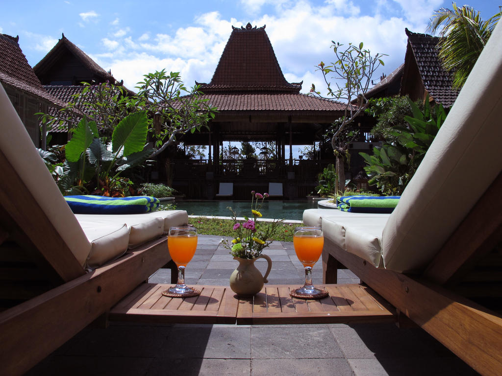 Hotel Kampung Cenik 2*