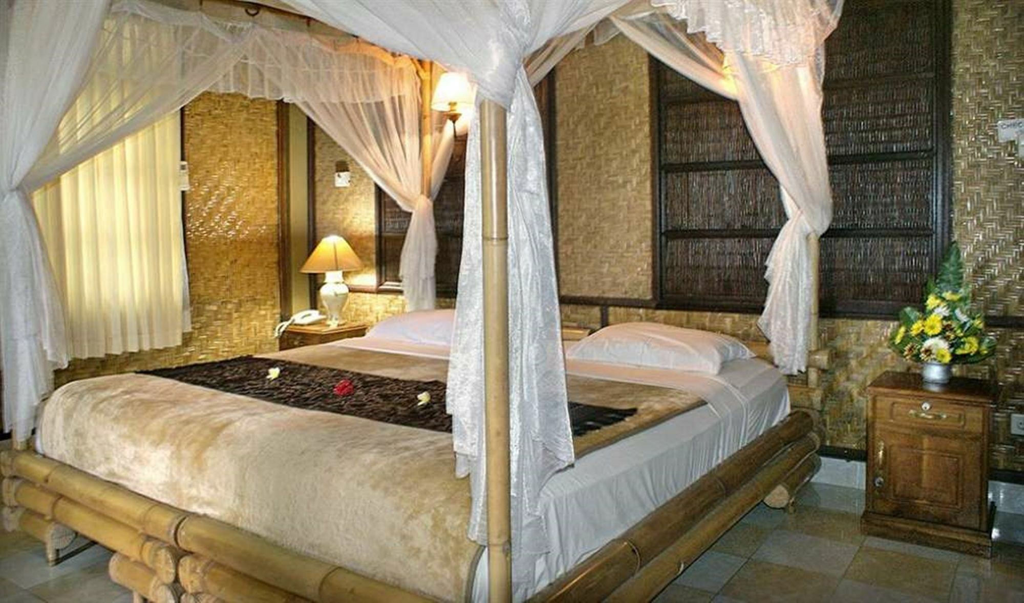 Hotel Cendana & By Mahaputra 3*