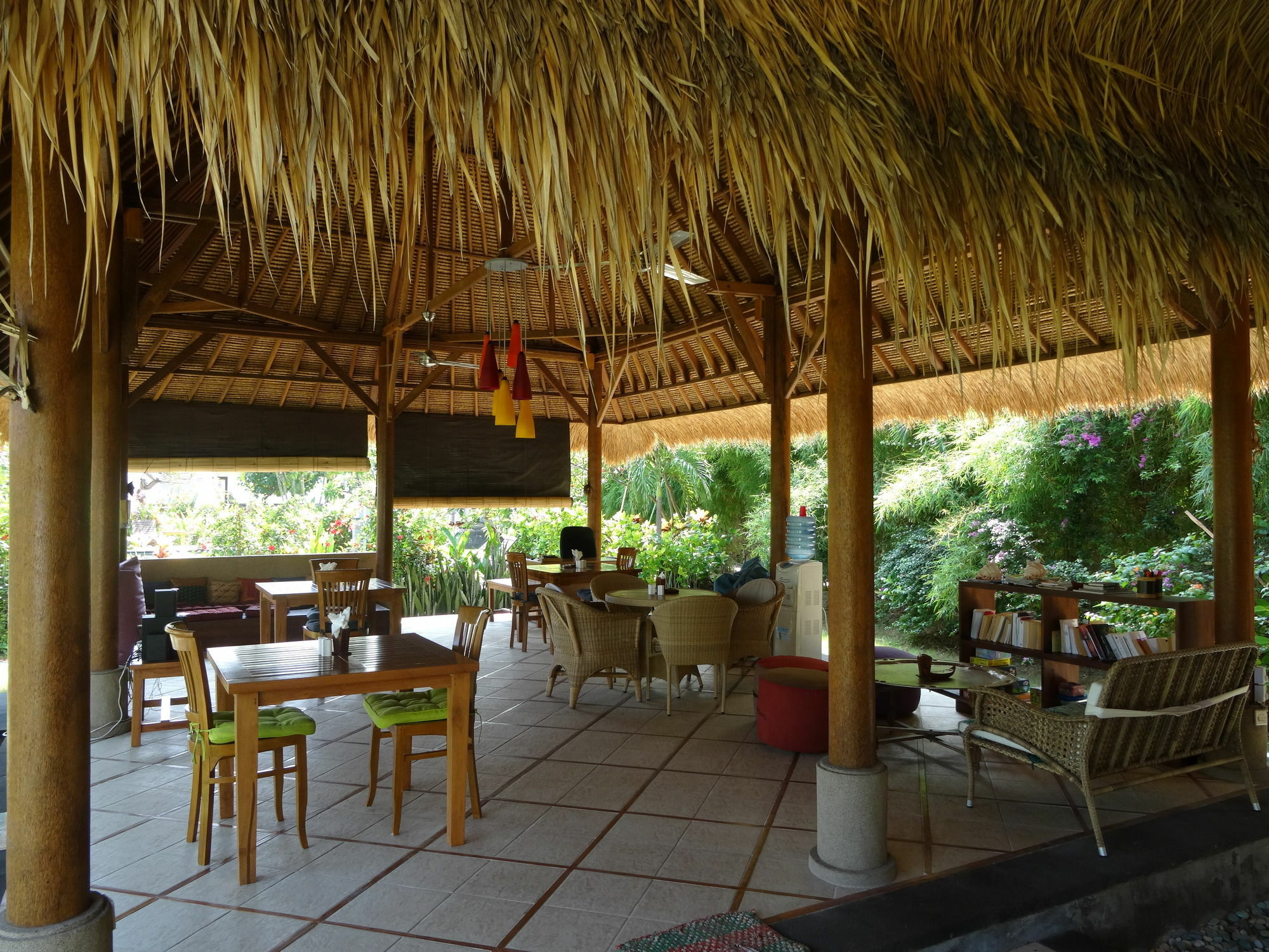 Sunia Loka Bungalows&dive Center