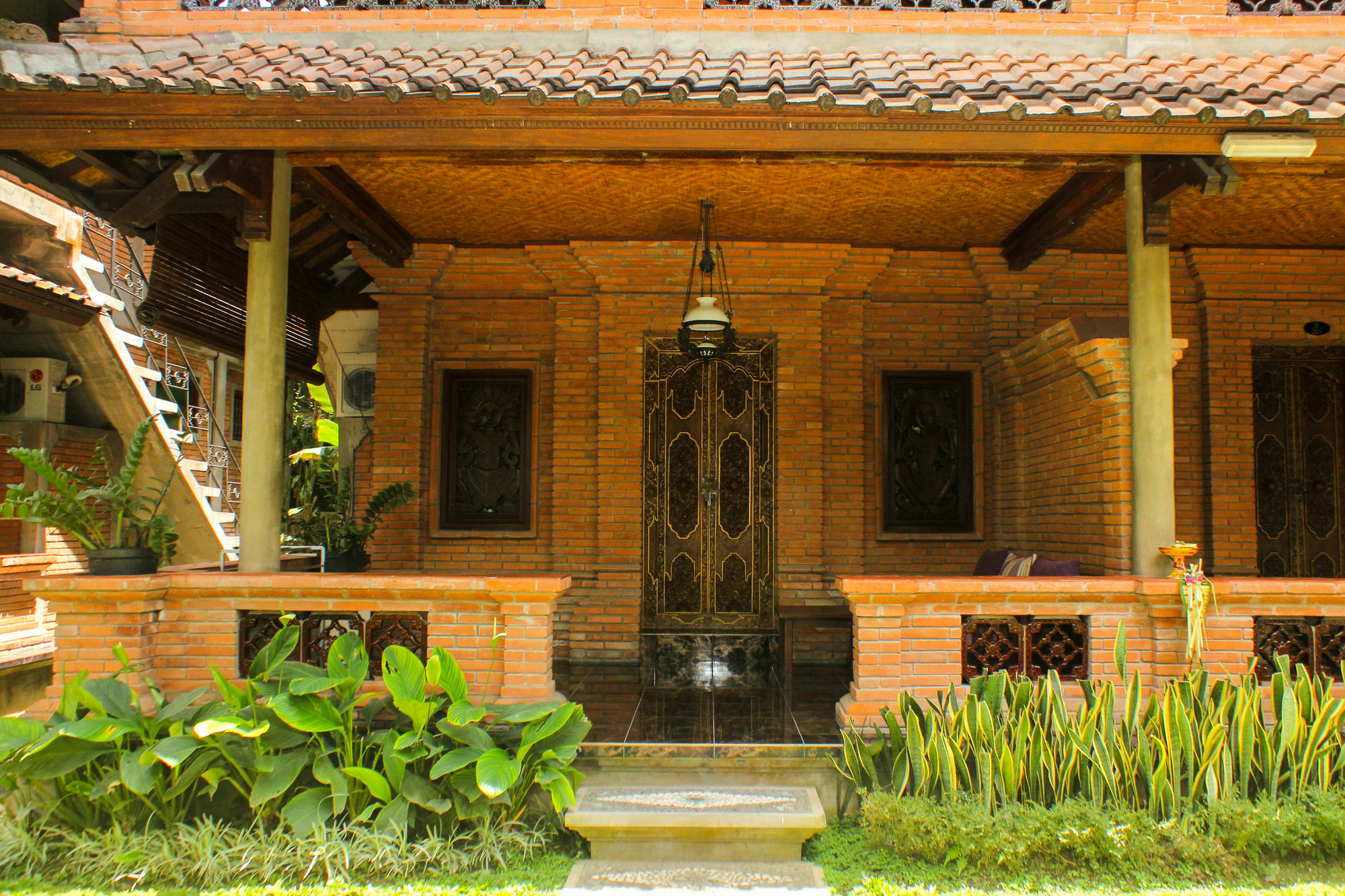 The Grand Sunti Hotel BALI