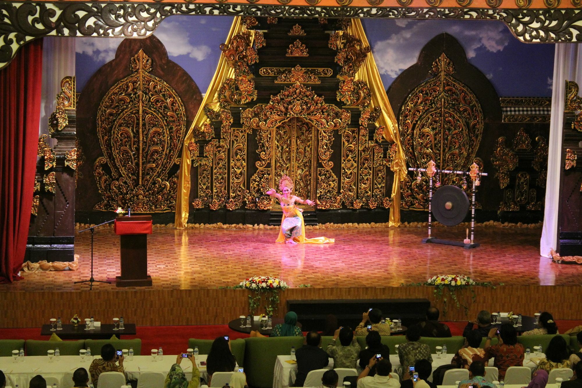 100 Sunset Kuta & Ballroom