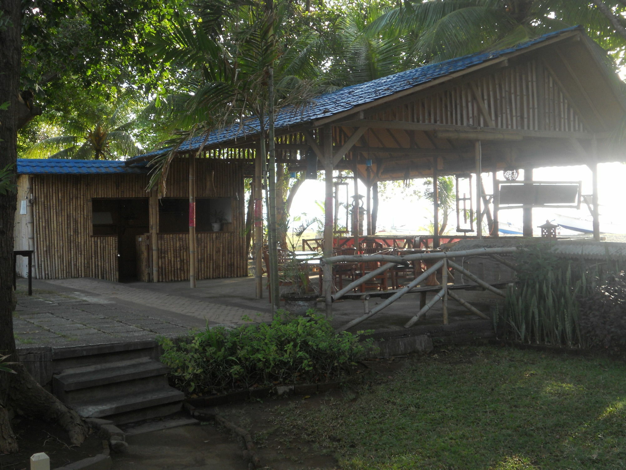 Bali Lovina Hotel 3*