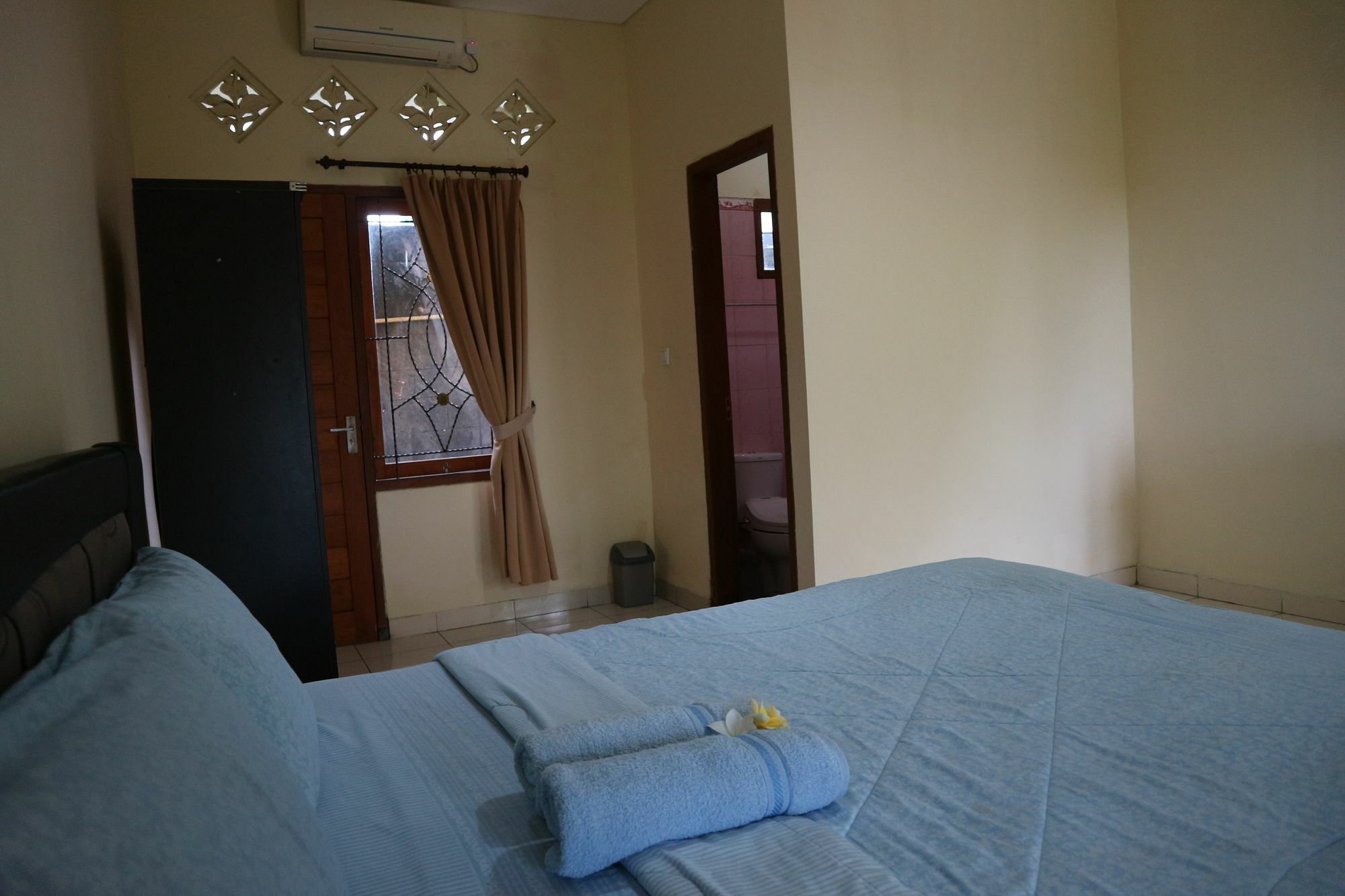 Guest house Bhujangga's Village Near Pantai Redpartner *