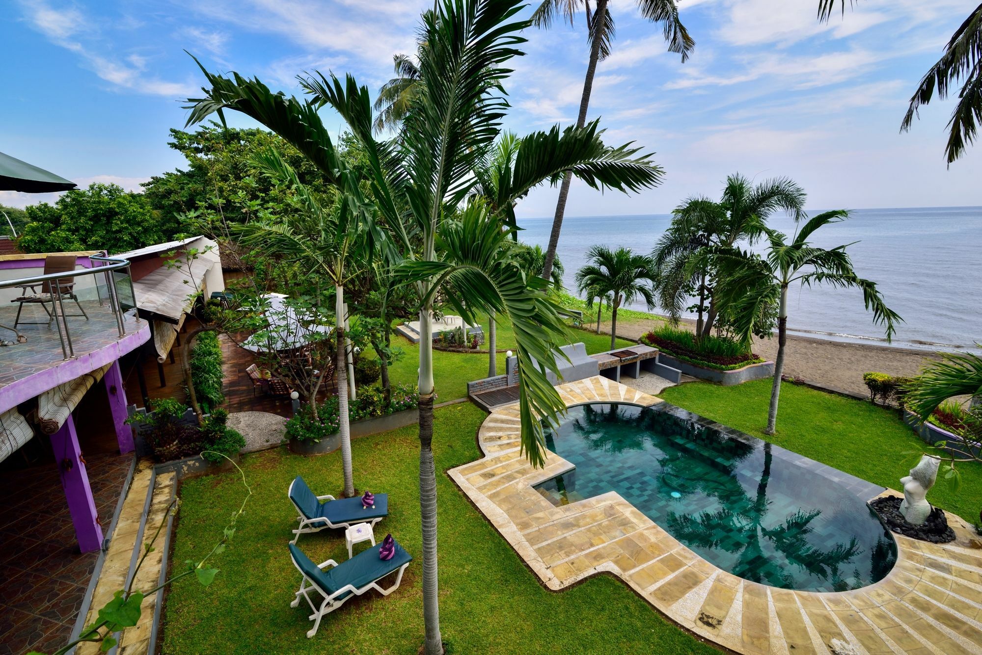 Dolphin Bali 3*