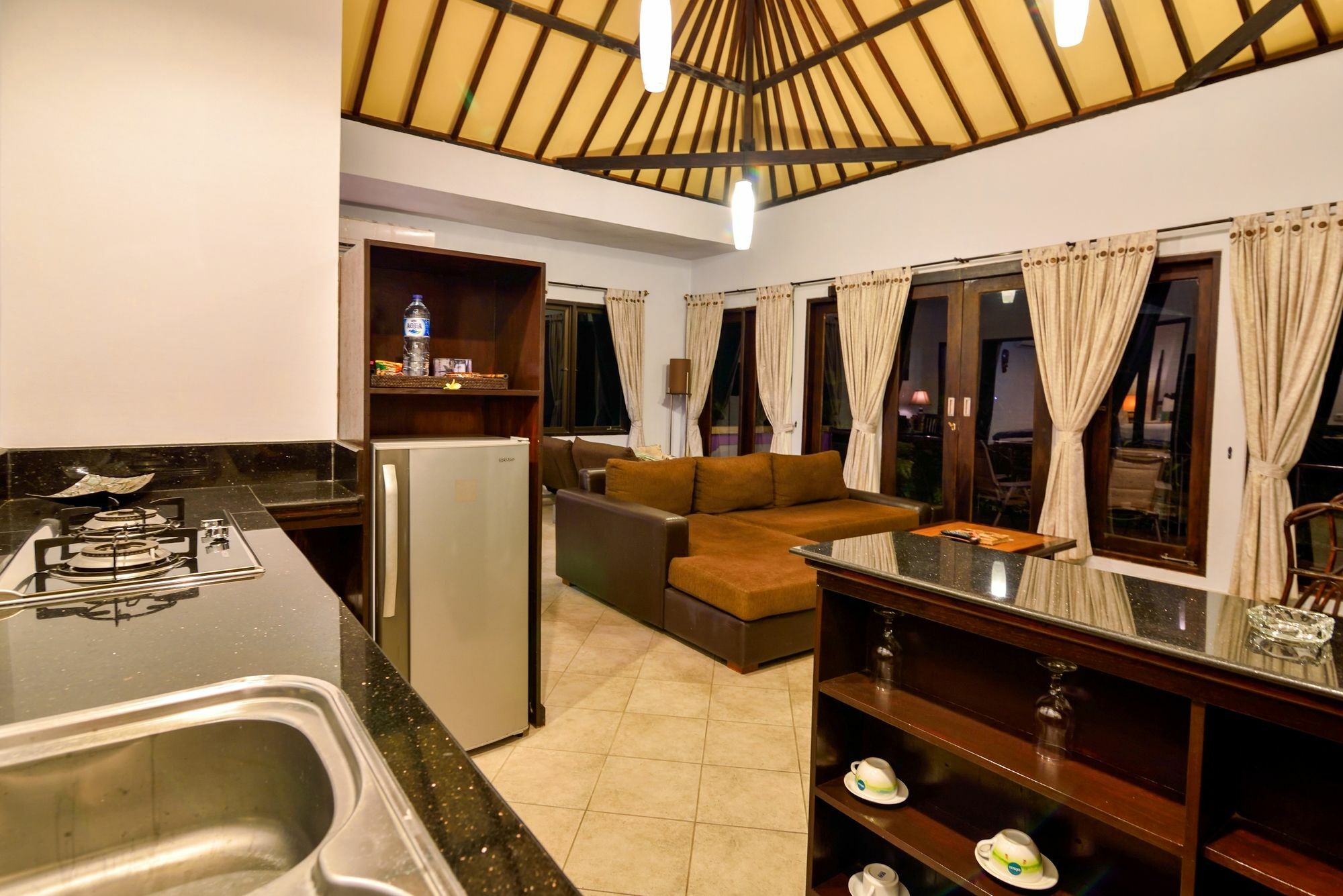 Dolphin Bali 3*