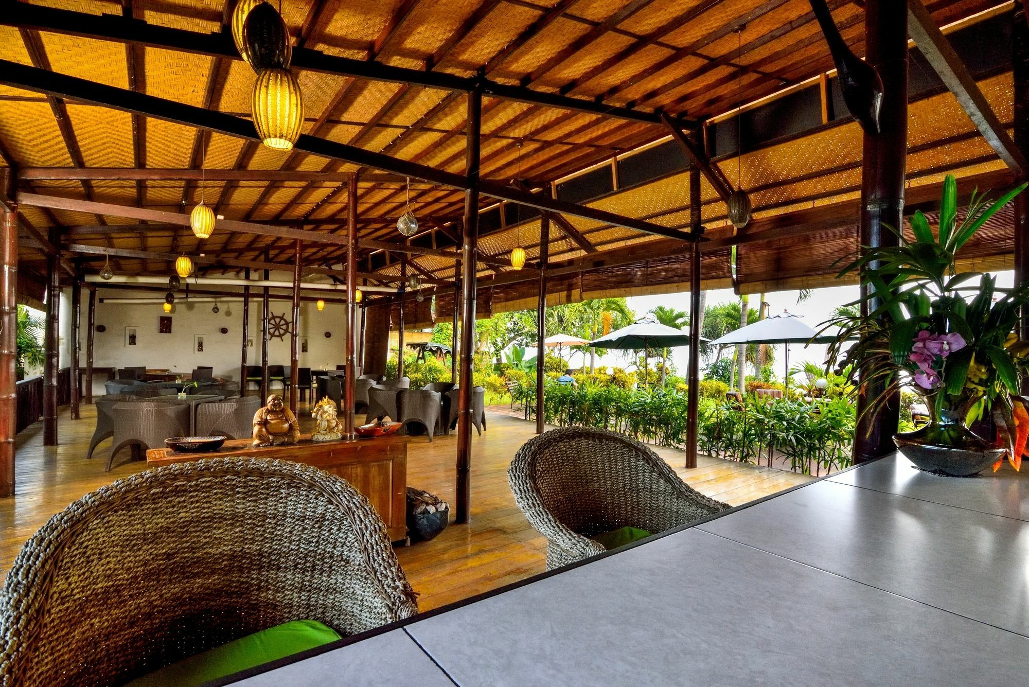 Holiday park Dolphin Bali 3*