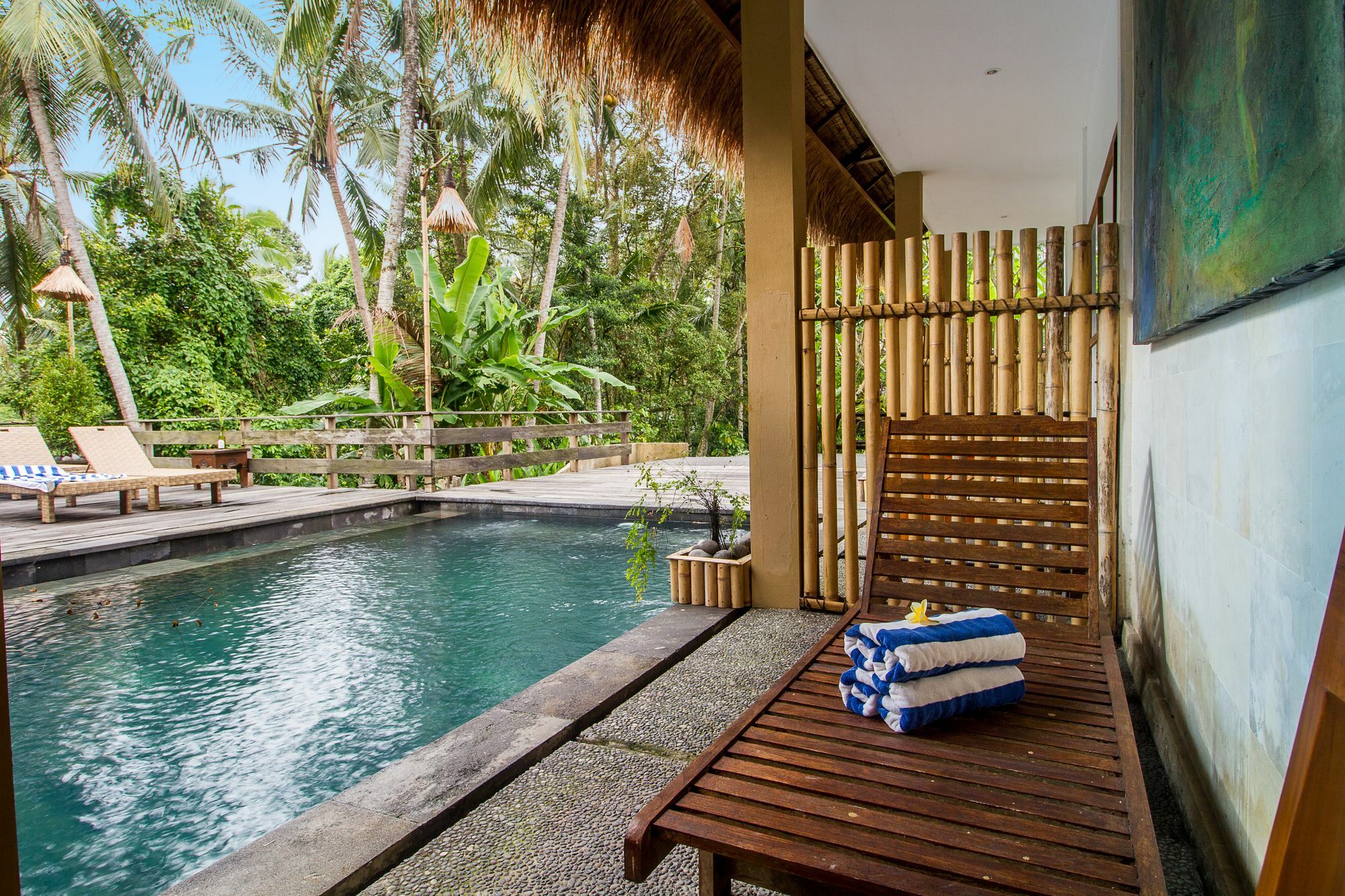 Alam Sembuwuk Holiday park 4*