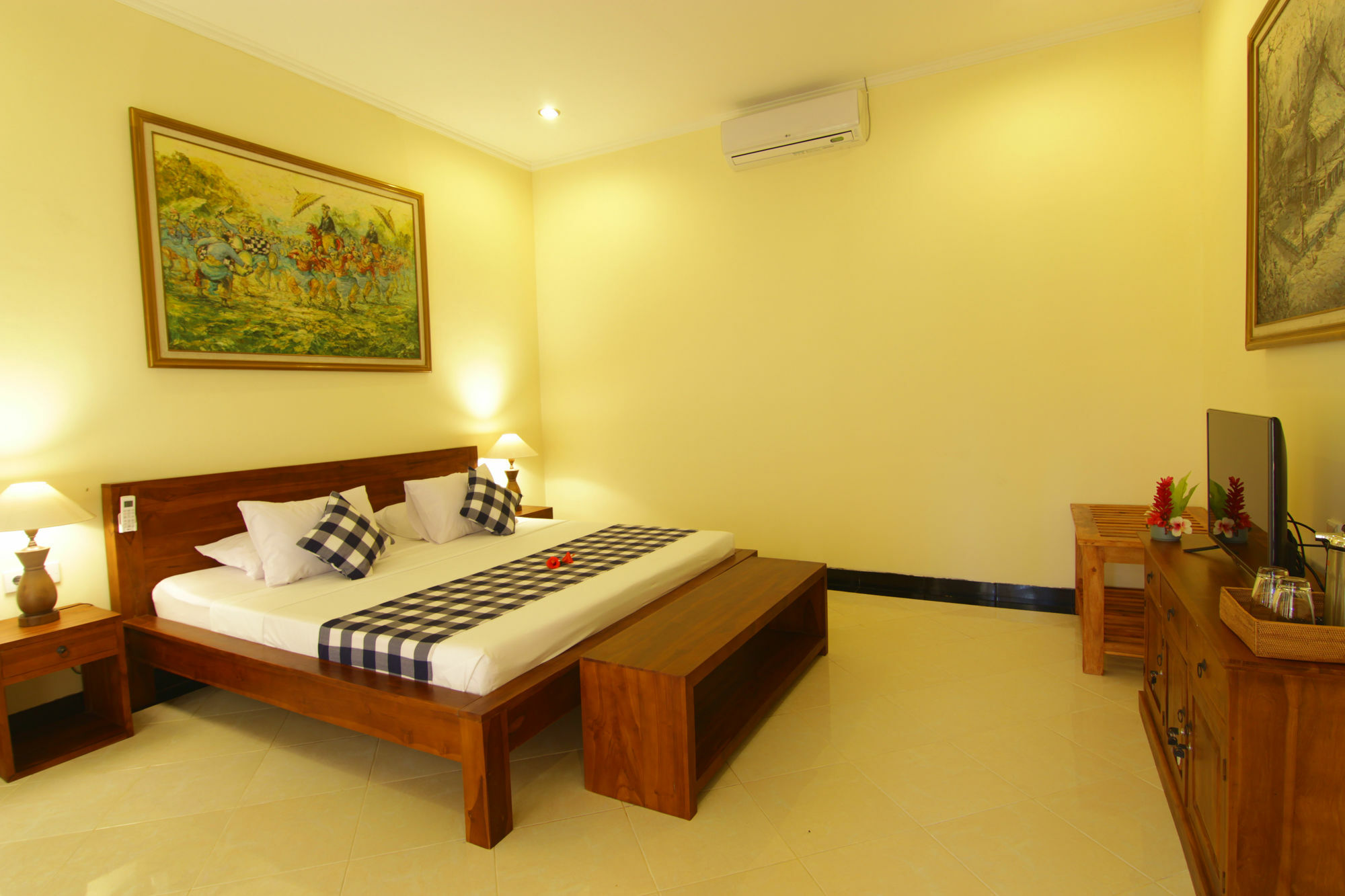 Capung Mas Villa *