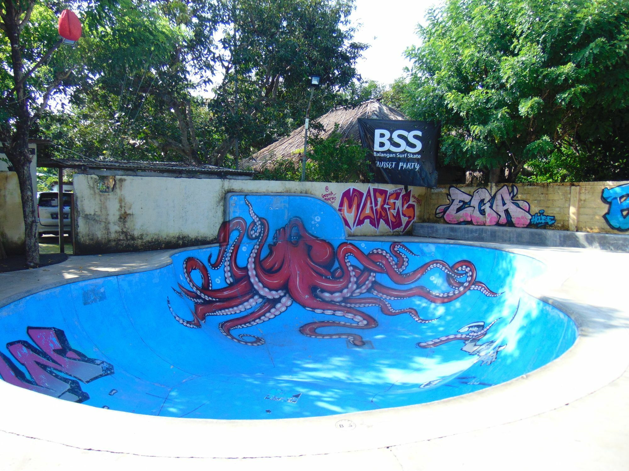 Balangan Hotel 3*