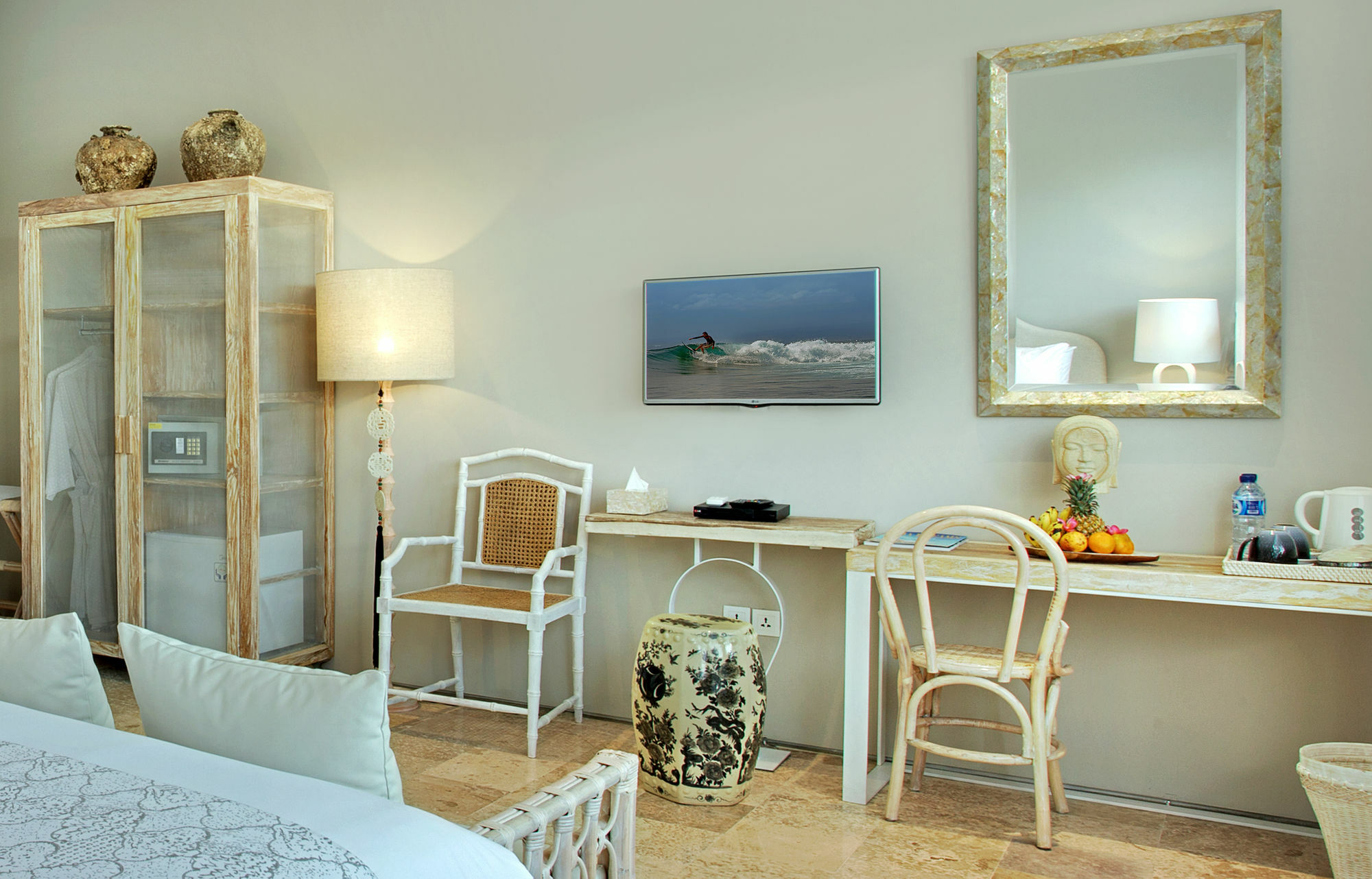 & Vespa 4 Guest house