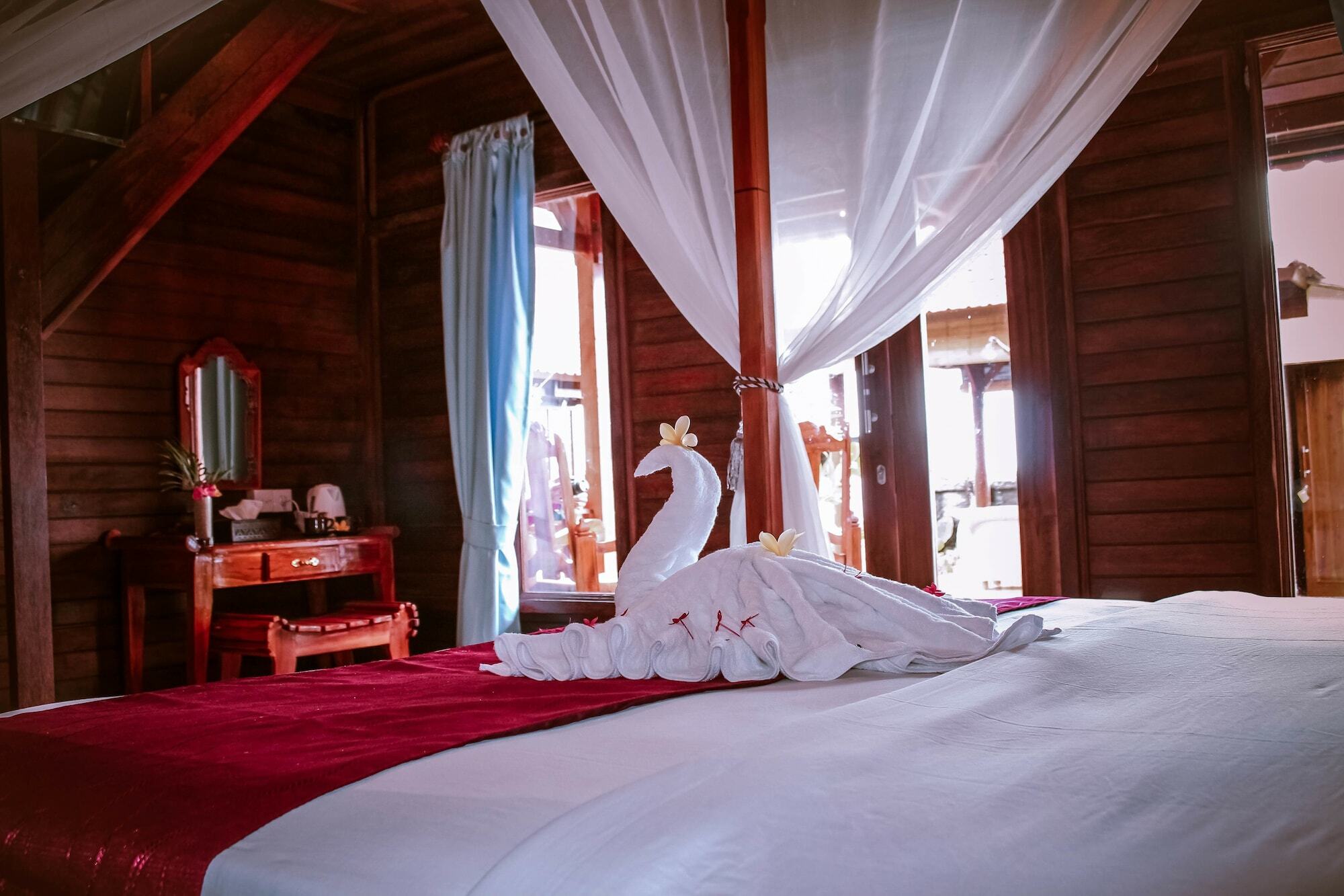 Boga Segara And Resto Holiday park Batununggul