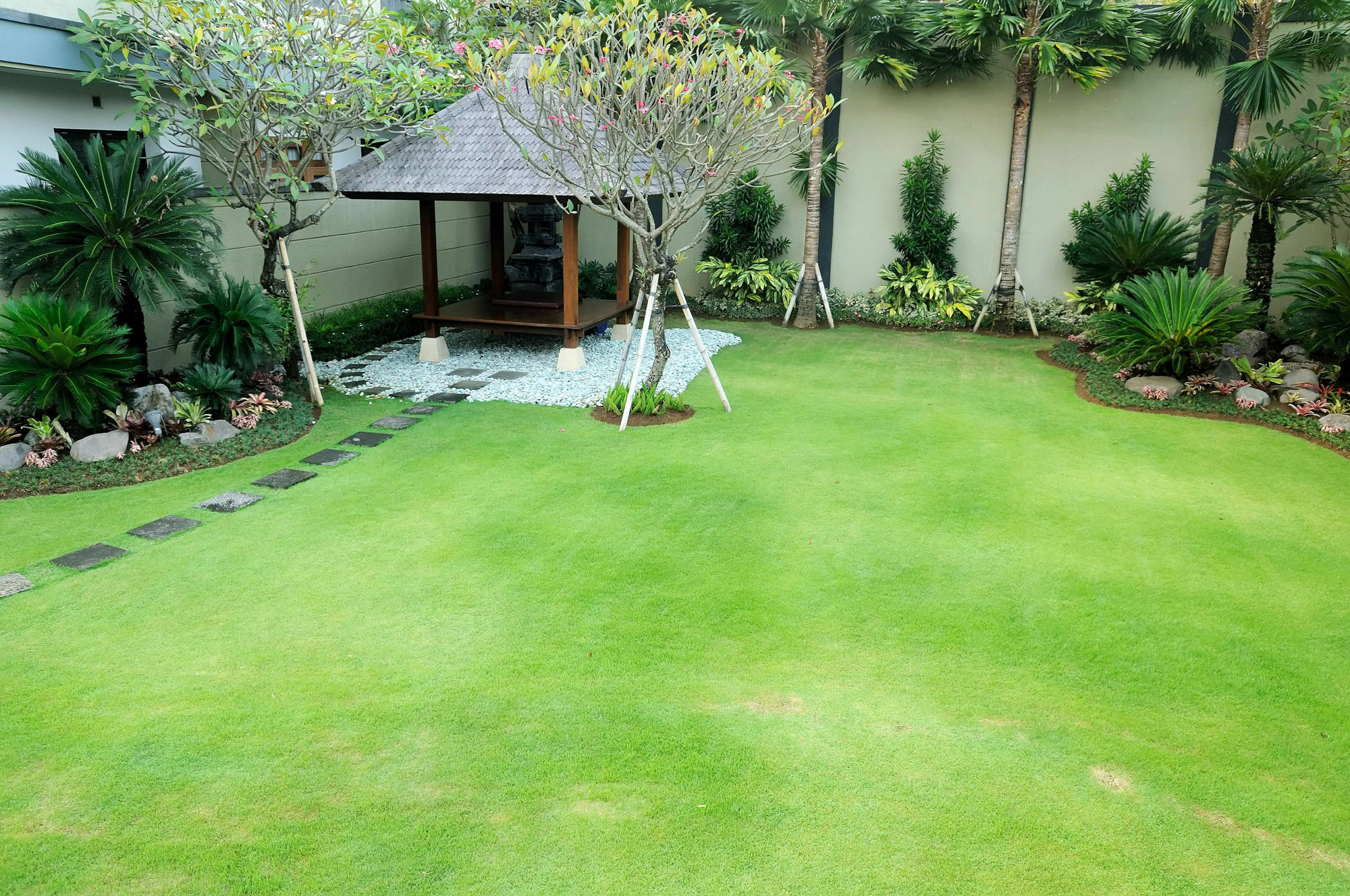 Safira Residences Aparthotel