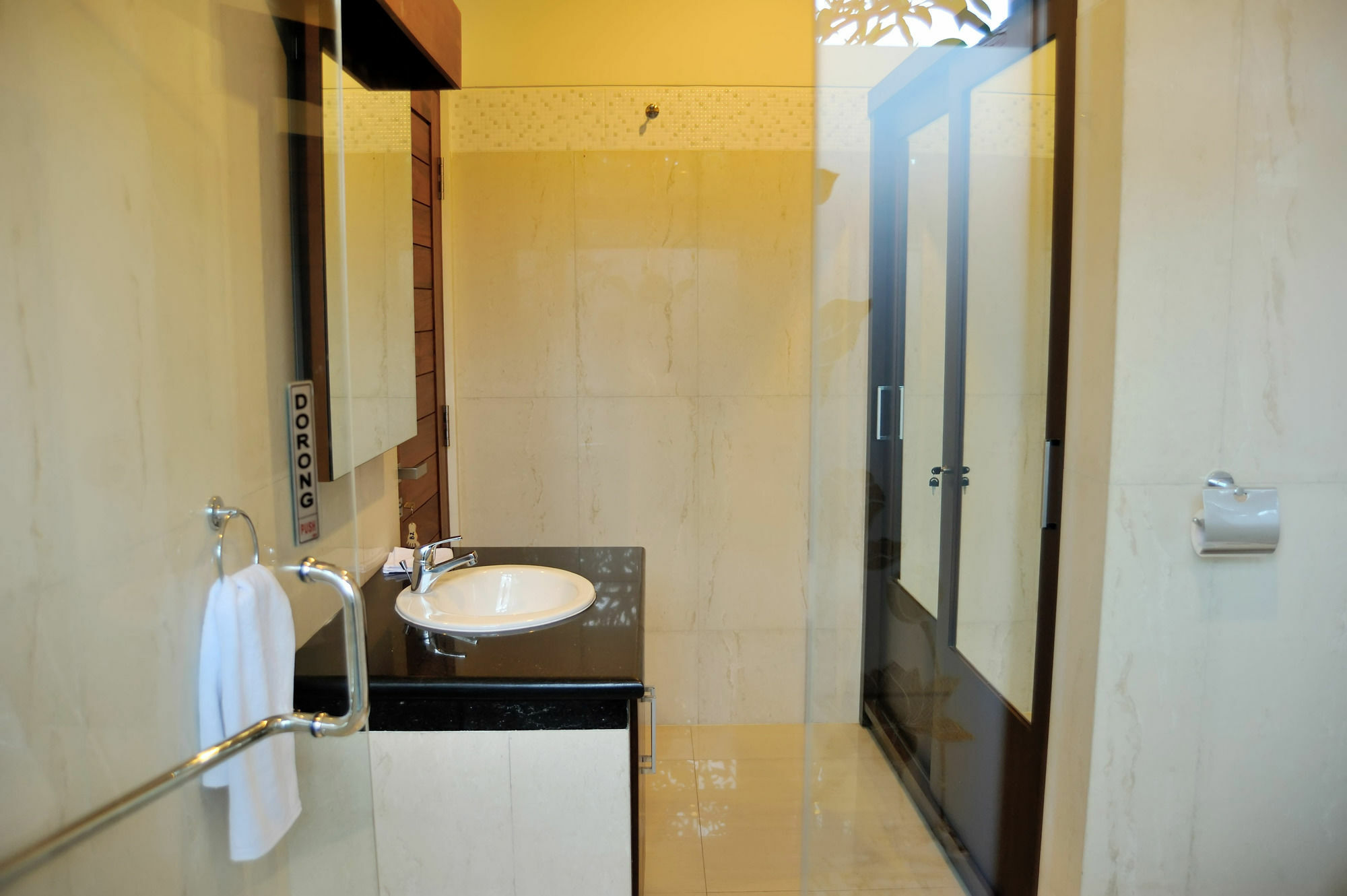 Safira Residences