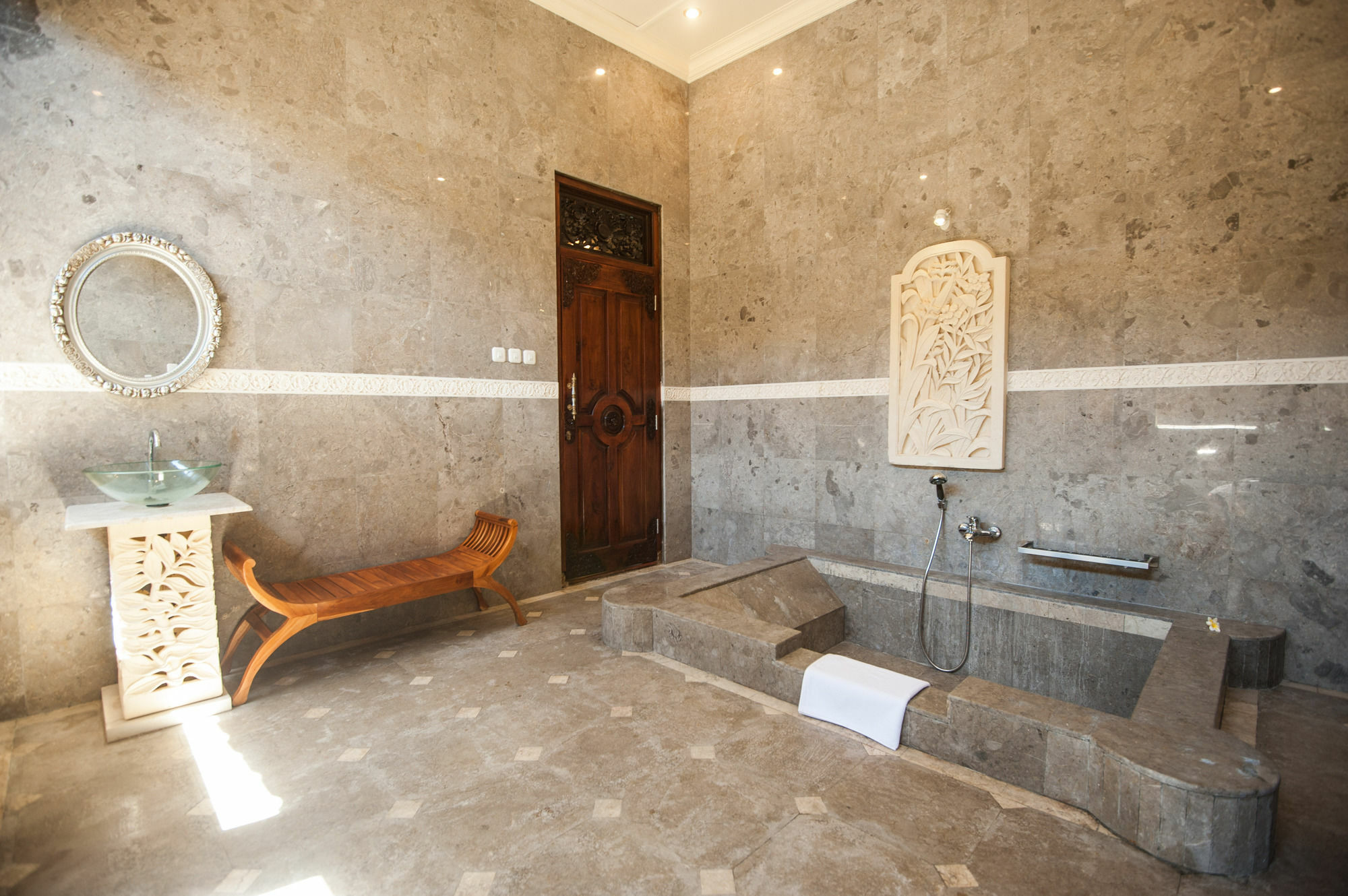 Hotel Jepun Sanur 4*