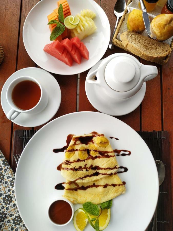Resort Suarapura & 4*